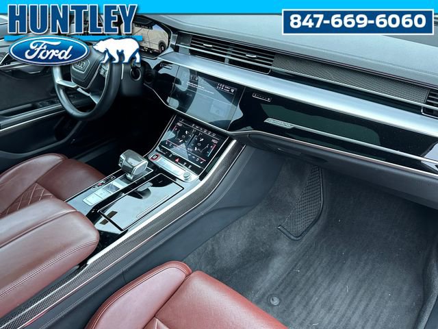 Used 2021 Audi S8 L image 11