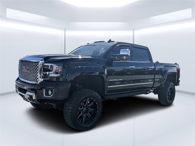 Used 2015 GMC Sierra 2500 Denali w/ Duramax Plus Package image 7