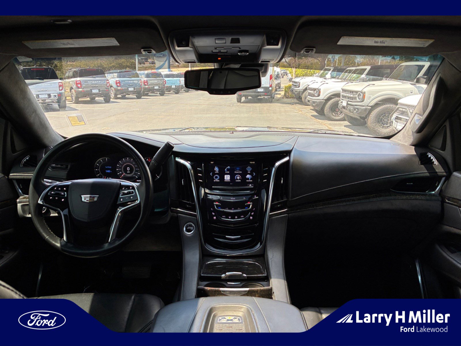 Used 2016 Cadillac Escalade Platinum AWD/4WD image 20