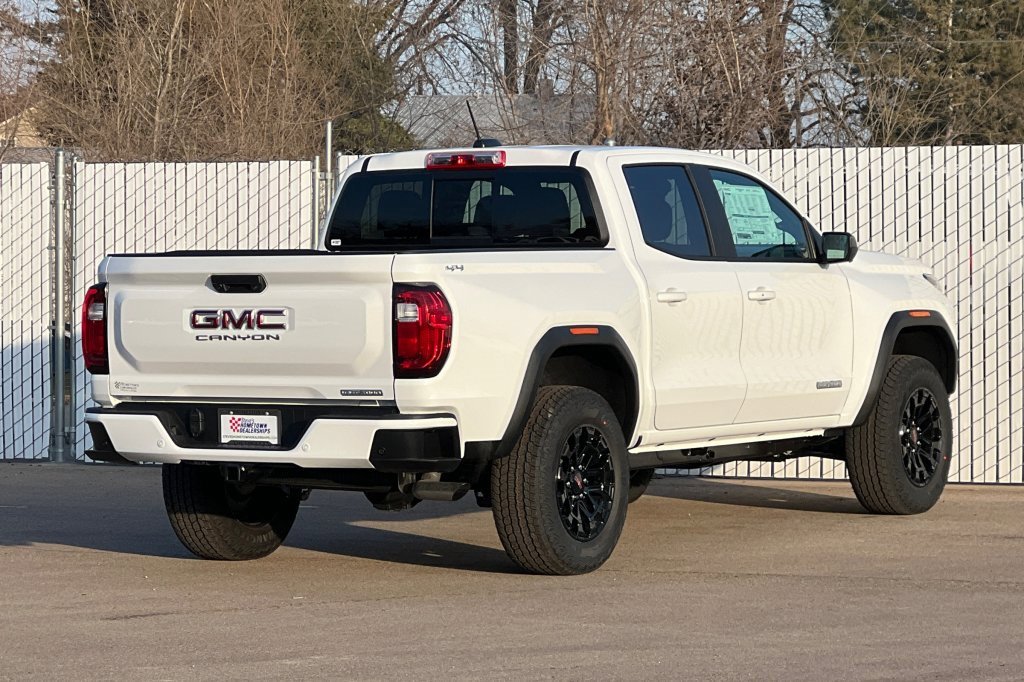 New 2026 GMC Canyon Elevation w/ Convenience Package image 4