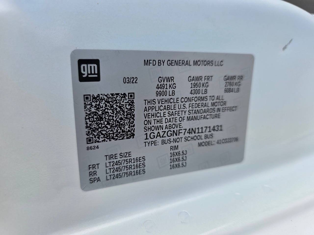 Used 2022 Chevrolet Express 3500 LS RWD image 27