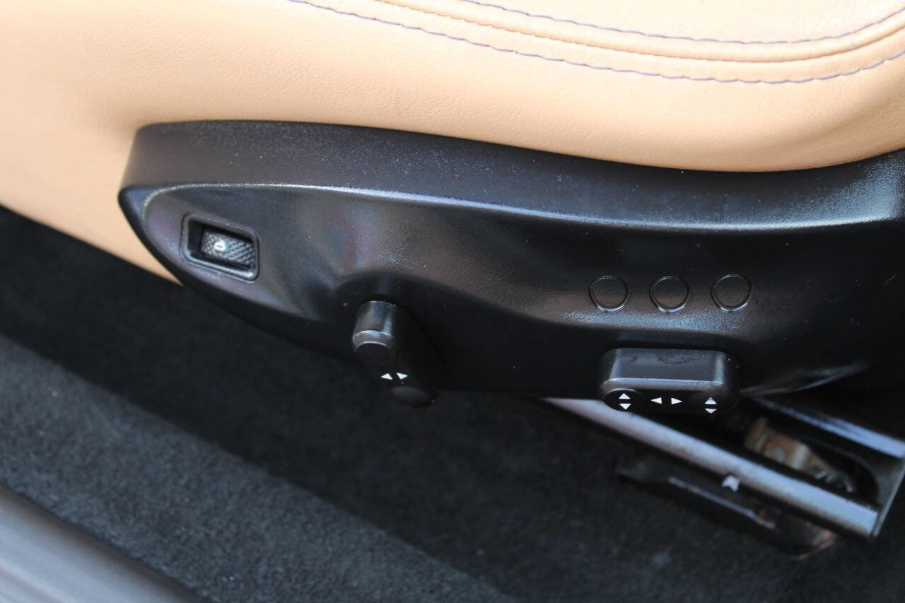 Used 2009 Maserati GranTurismo Coupe image 19