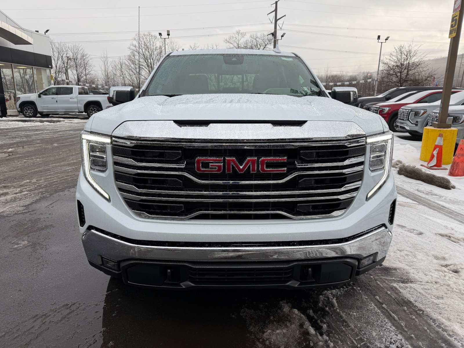 New 2026 GMC Sierra 1500 SLT w/ SLT Premium Package image 8