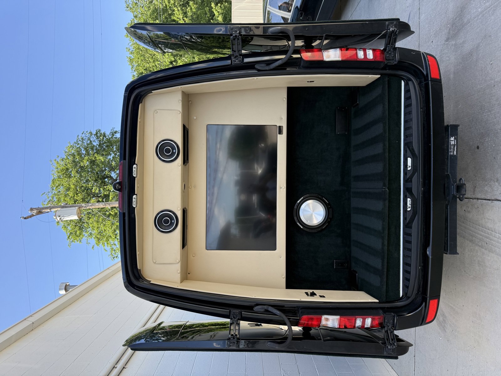 Used 2013 Mercedes-Benz Sprinter 2500 image 12