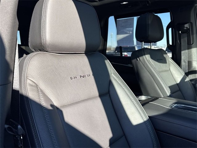 Used 2024 GMC Yukon Denali image 26