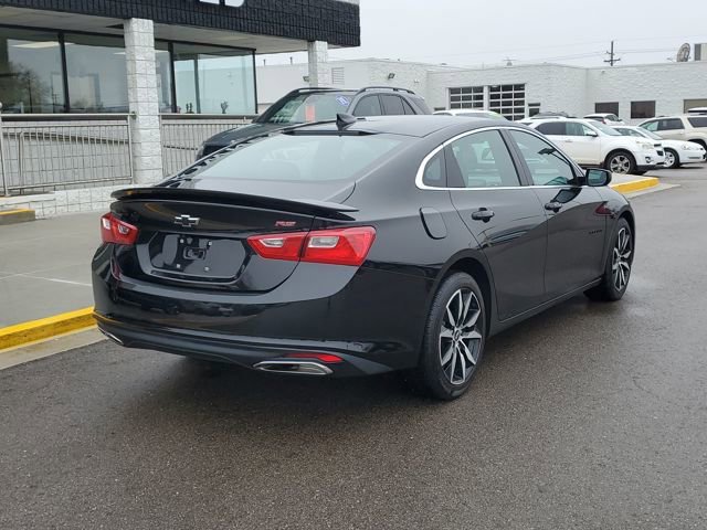 Used 2023 Chevrolet Malibu RS FWD image 4