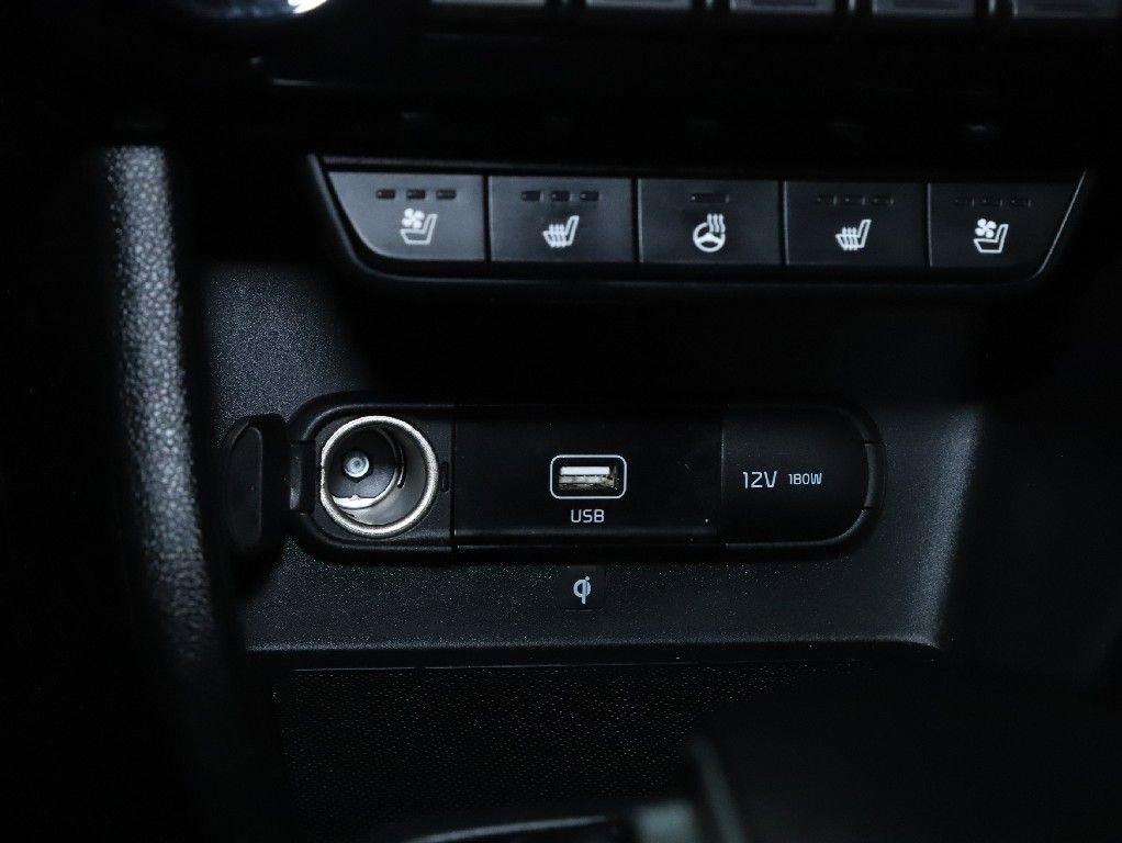 Used 2021 Kia Sportage EX w/ EX Technology Package image 29