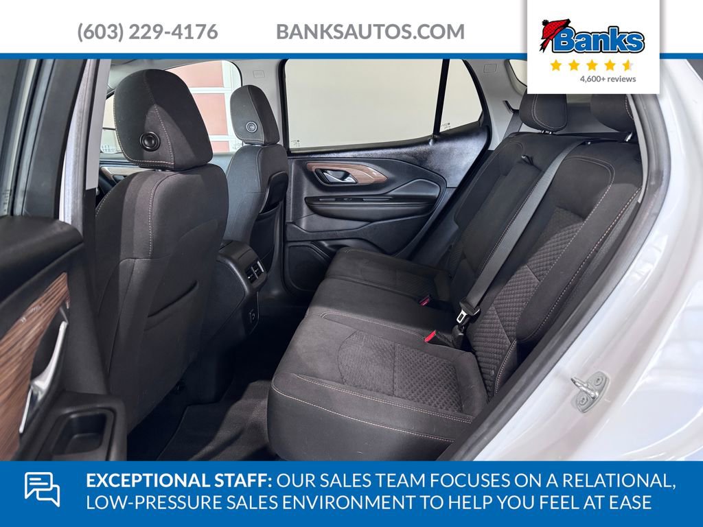 Used 2021 GMC Terrain SLE w/ Driver Convenience Package image 9