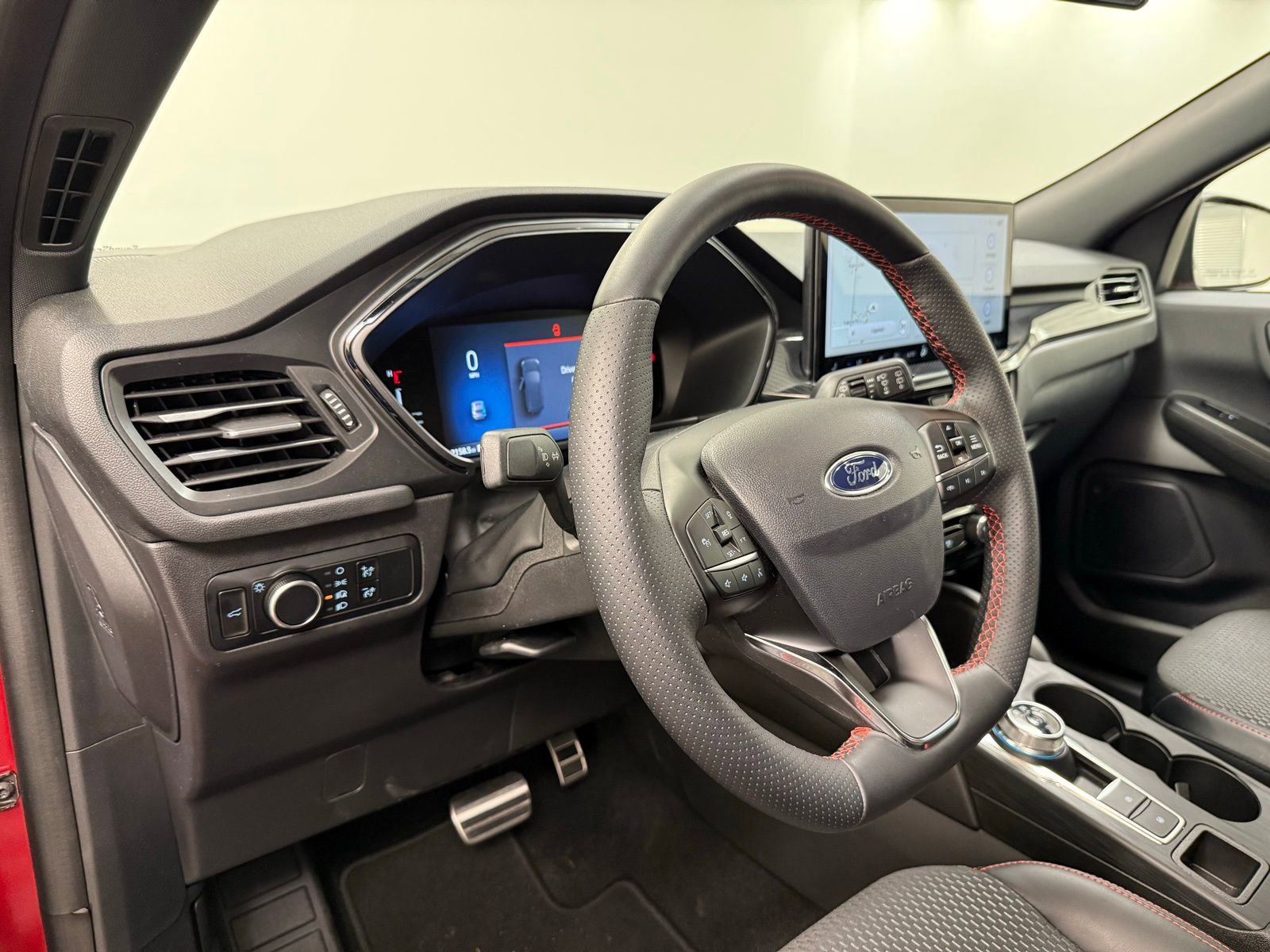 New 2024 Ford Escape ST-Line w/ Tech Pack #1 image 12