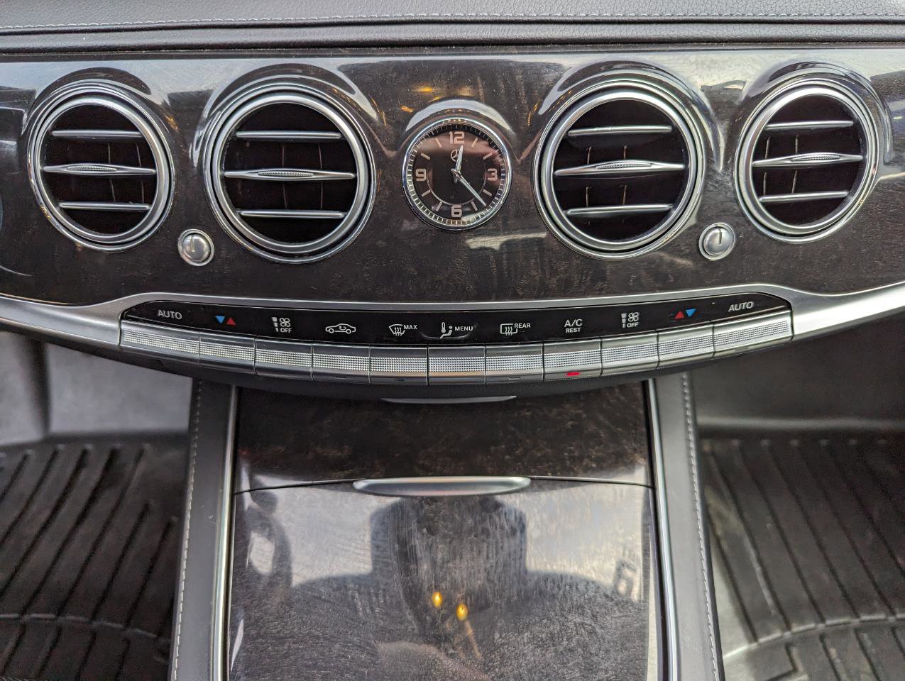 Used 2019 Mercedes-Benz S 560 4MATIC Sedan image 24