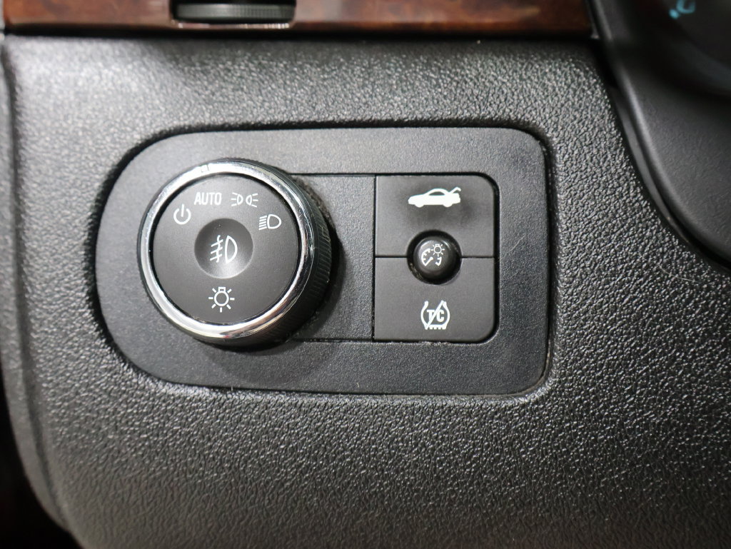 Used 2011 Chevrolet Impala LT w/ Luxury Edition Package FWD image 29
