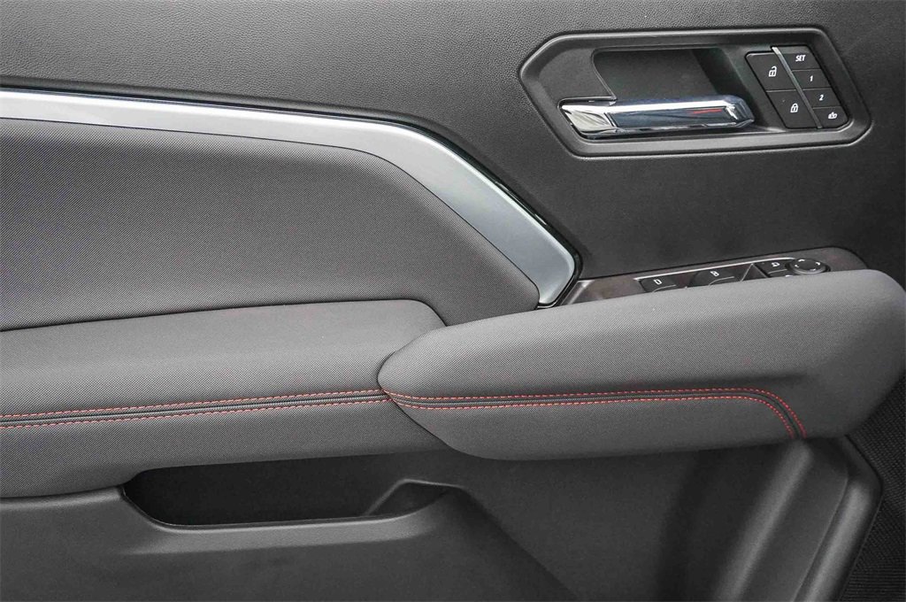 New 2026 Chevrolet Colorado Z71 w/ Technology Package image 18