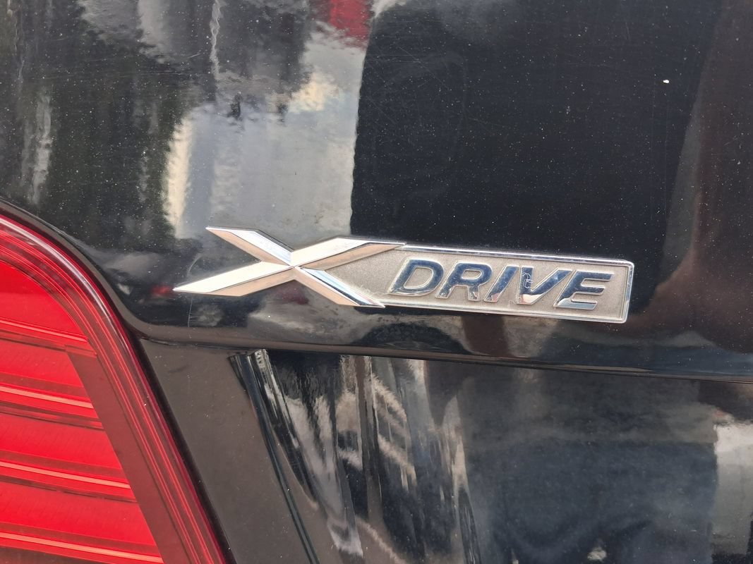 Used 2014 BMW 528i xDrive Sedan AWD/4WD image 12
