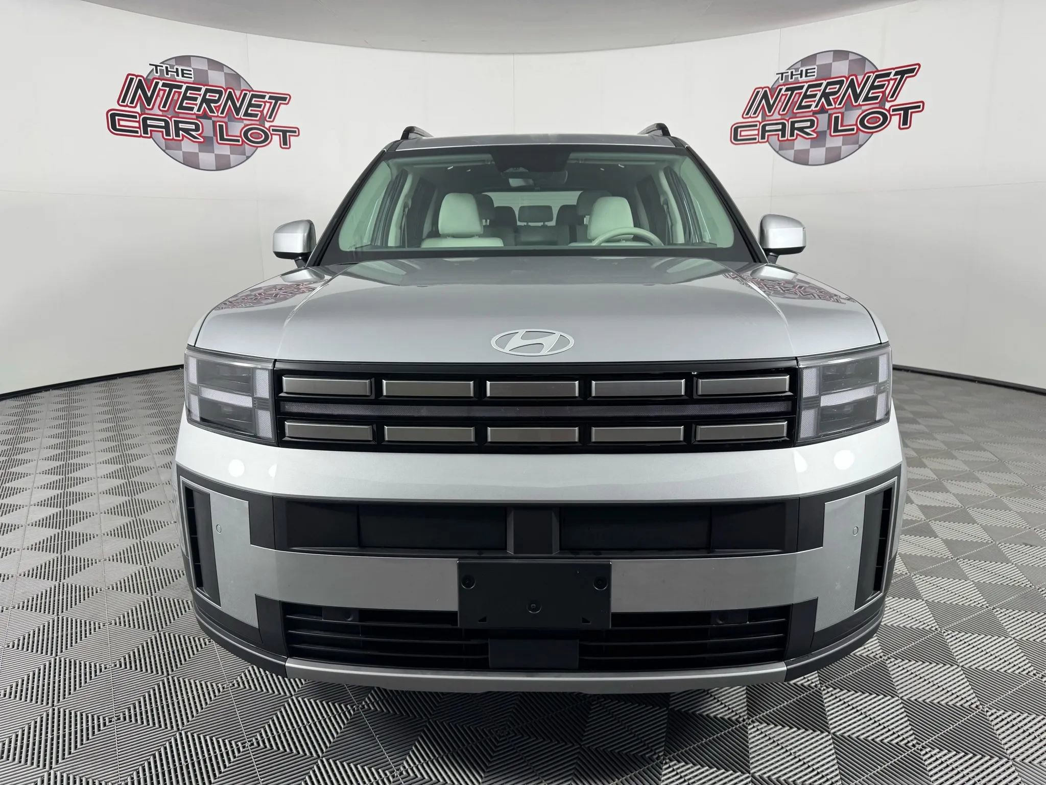 Used 2026 Hyundai Santa Fe SEL image 2