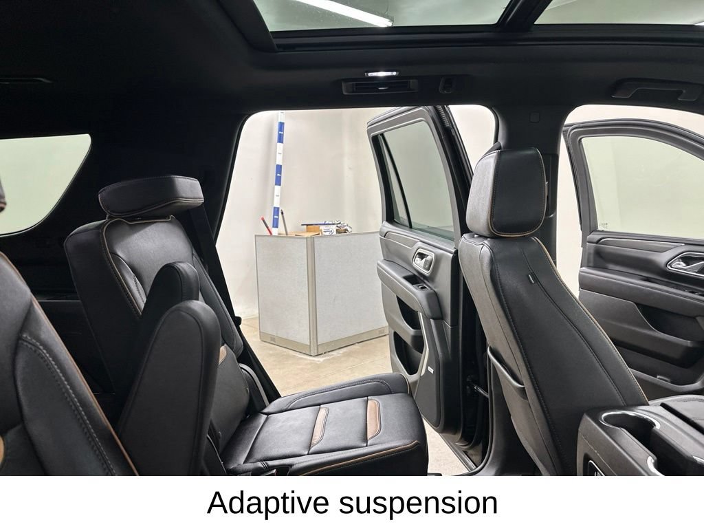 Used 2023 GMC Yukon AT4 w/ Max Trailering Package AWD/4WD image 29