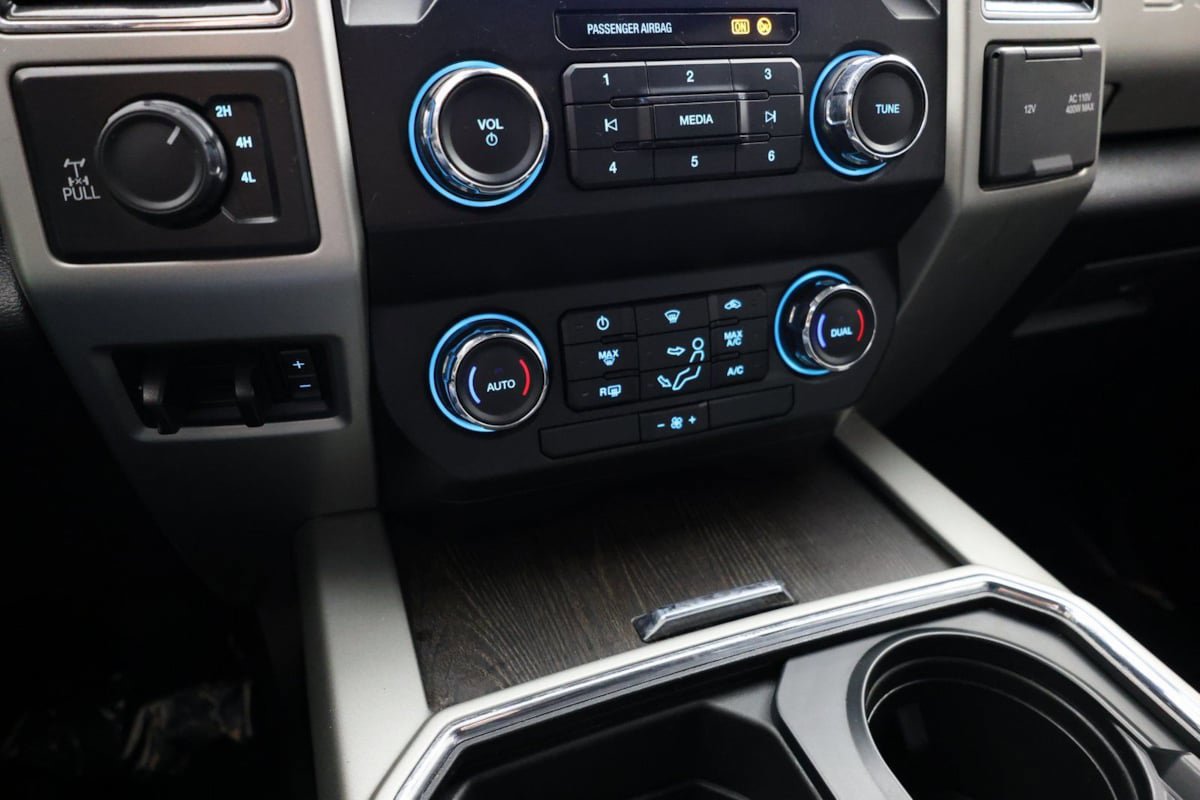 Used 2021 Ford F250 Lariat AWD/4WD image 29