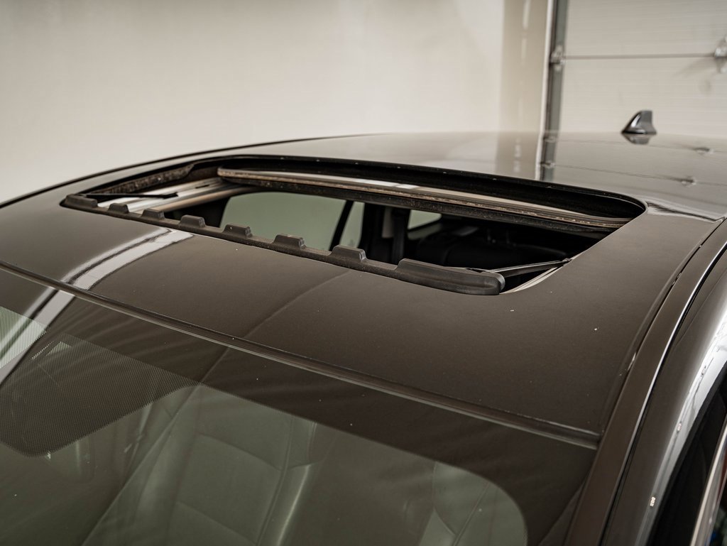 Used 2015 Acura RDX FWD image 16