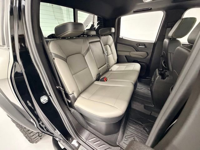 Certified 2025 Chevrolet Colorado ZR2 w/ Midnight Edition image 26