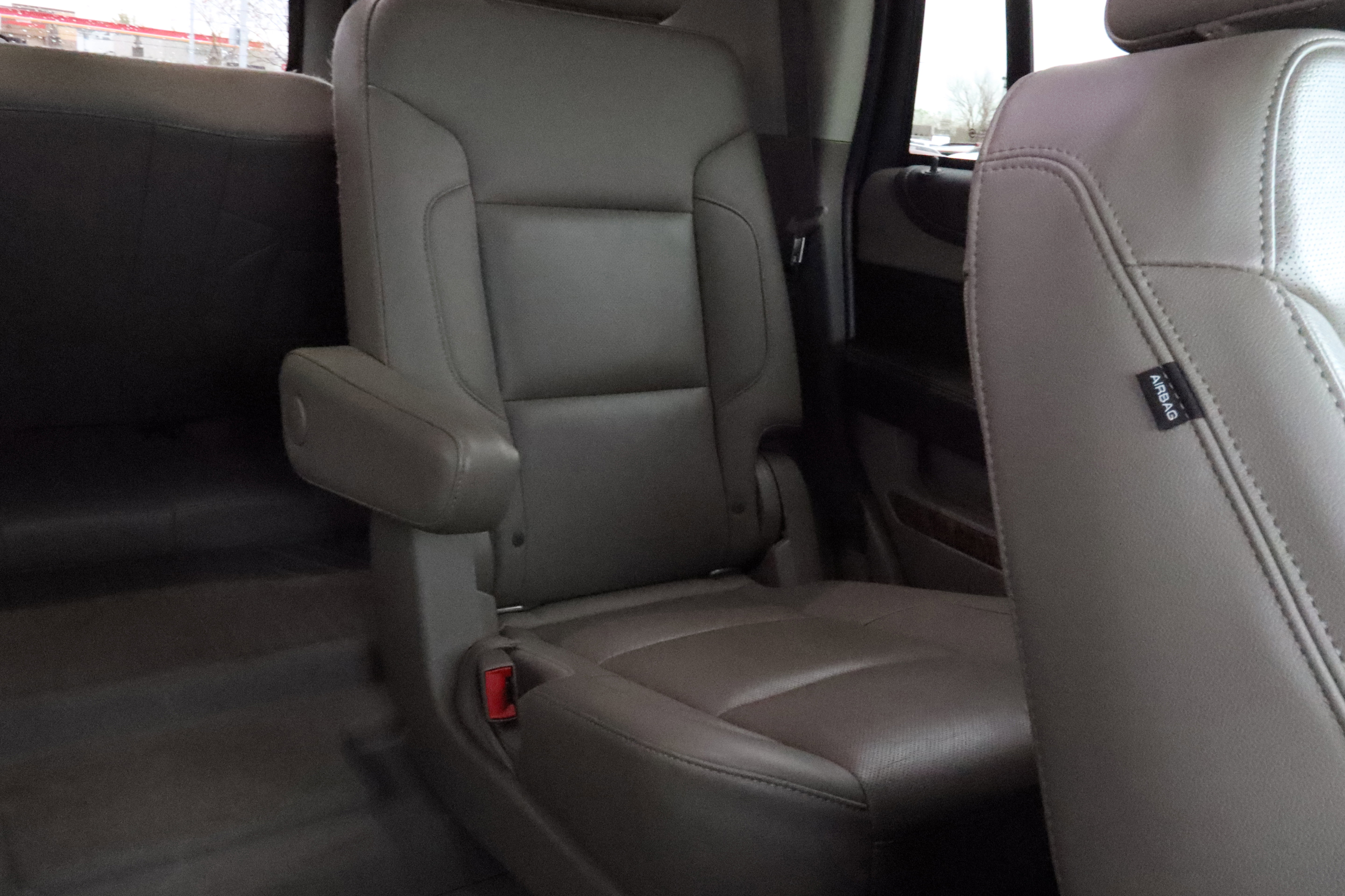 Used 2019 Chevrolet Tahoe Premier image 12