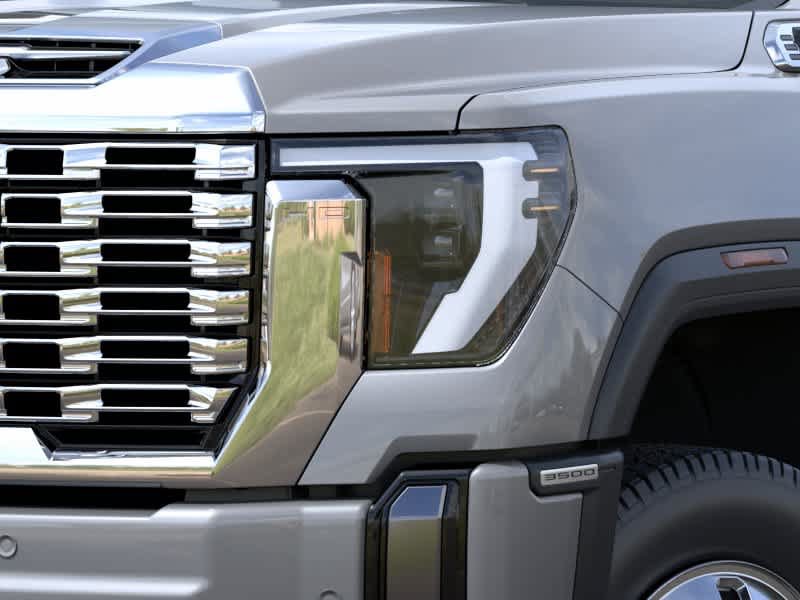 New 2026 GMC Sierra 3500 Denali w/ Denali Reserve Package AWD/4WD image 10