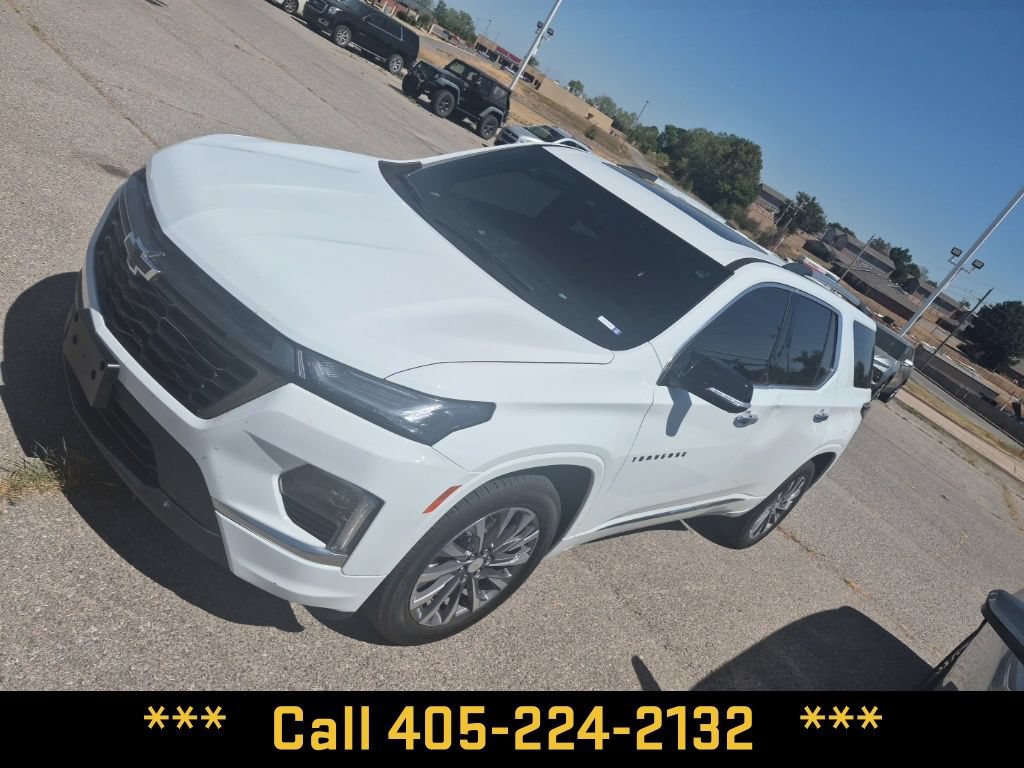 Used 2022 Chevrolet Traverse Premier w/ LPO, Blackout Package FWD image 2