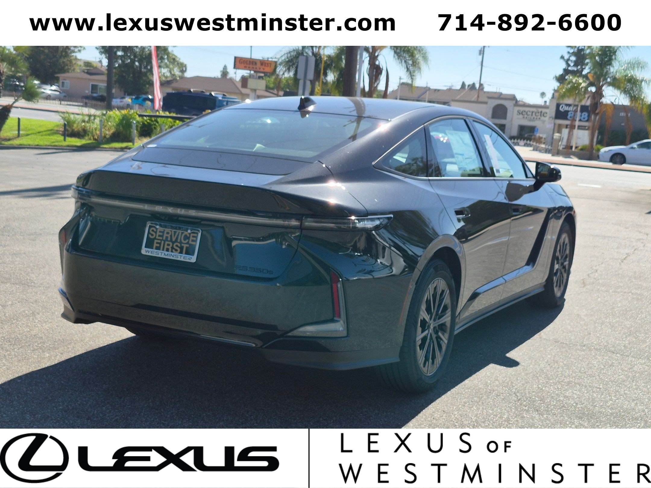 New 2026 Lexus ES 350e FWD image 6