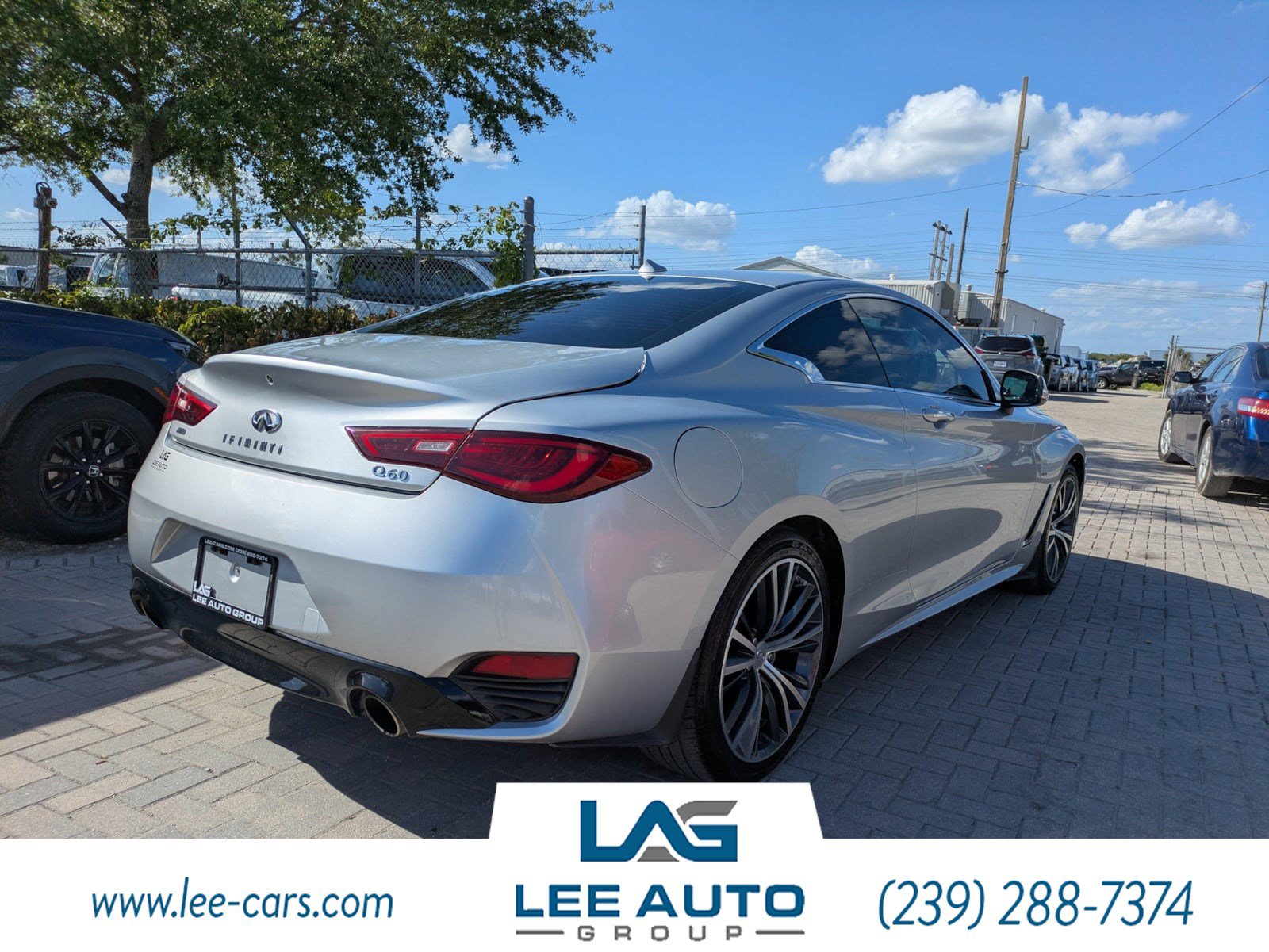 Used 2017 INFINITI Q60 2.0t w/ Cargo Package AWD/4WD image 3