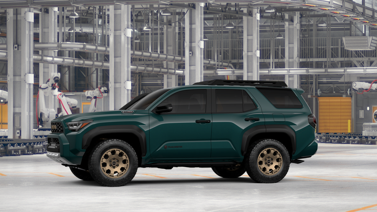 New 2026 Toyota 4Runner Trailhunter AWD/4WD image 3