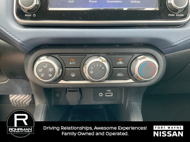 Used 2024 Nissan Versa SV FWD image 17