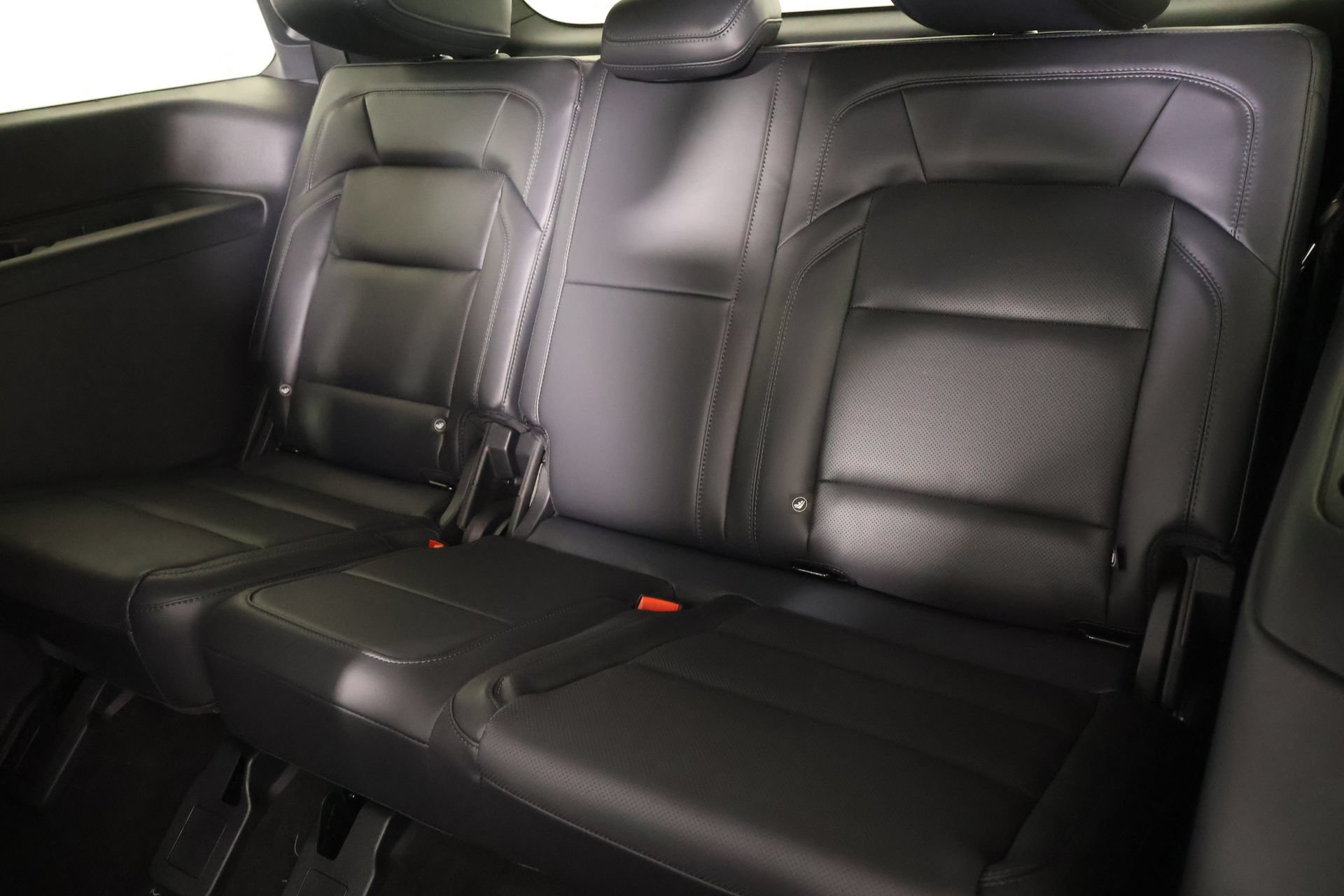 New 2027 Lincoln Navigator Reserve w/ Jet Appearance Package AWD/4WD image 14