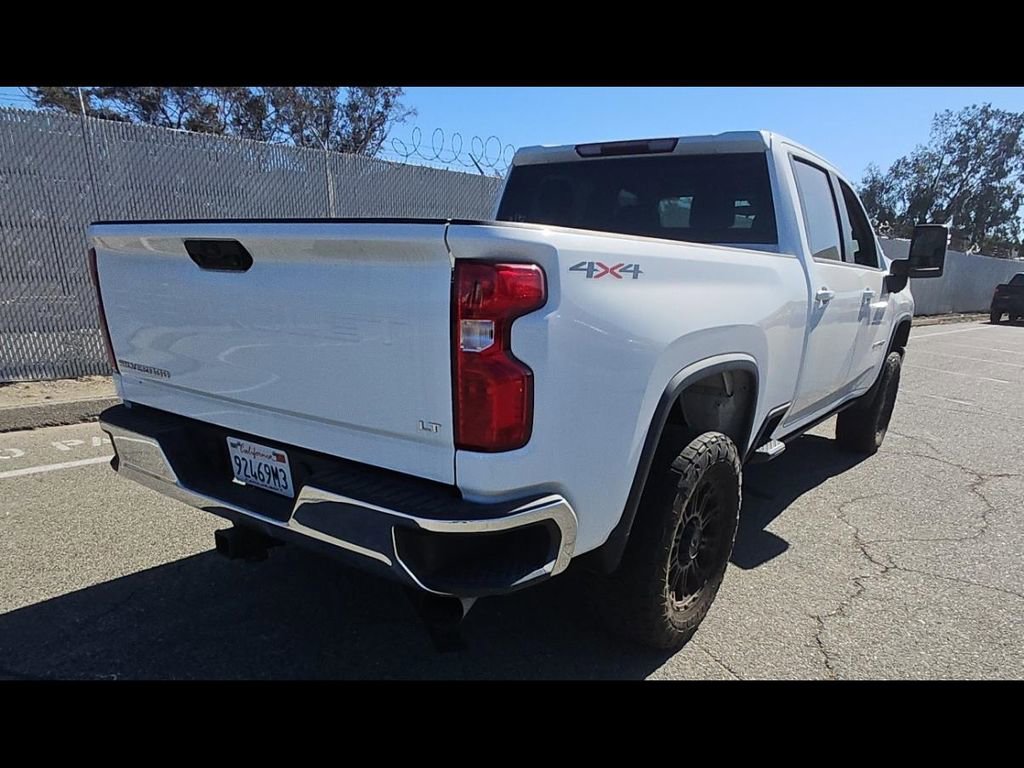 Used 2022 Chevrolet Silverado 2500 LT AWD/4WD image 8