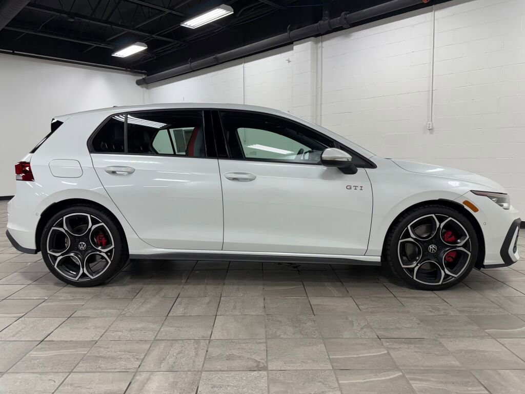 New 2025 Volkswagen GTI Autobahn image 8