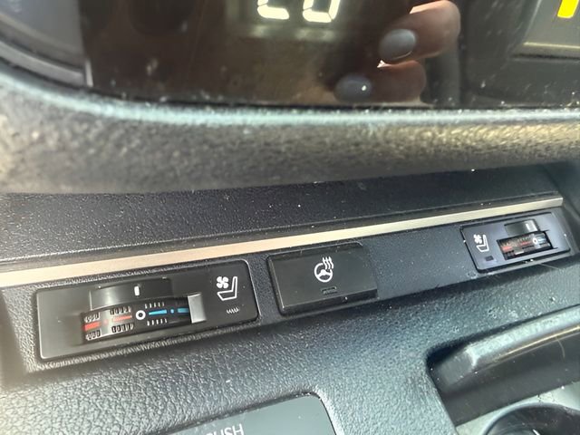 Used 2017 Lexus ES 350 w/ Navigation System Package FWD image 17