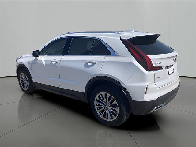 Certified 2025 Cadillac XT4 Premium Luxury AWD/4WD image 3