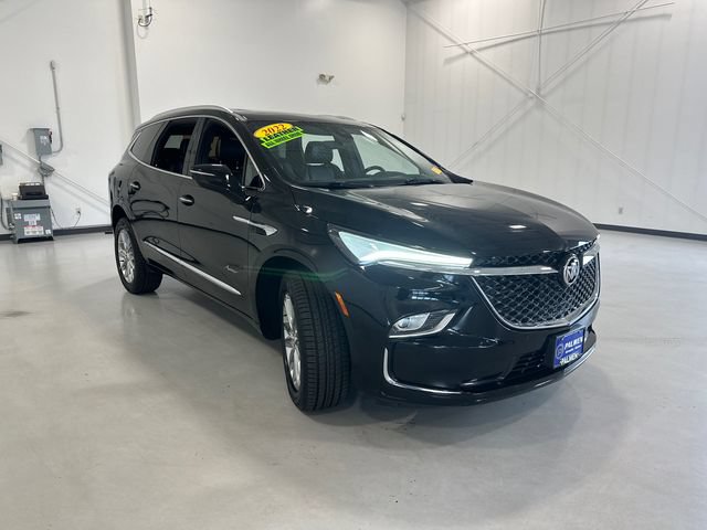 Used 2022 Buick Enclave Avenir w/ Trailering Package, 5000 lbs. AWD/4WD image 3