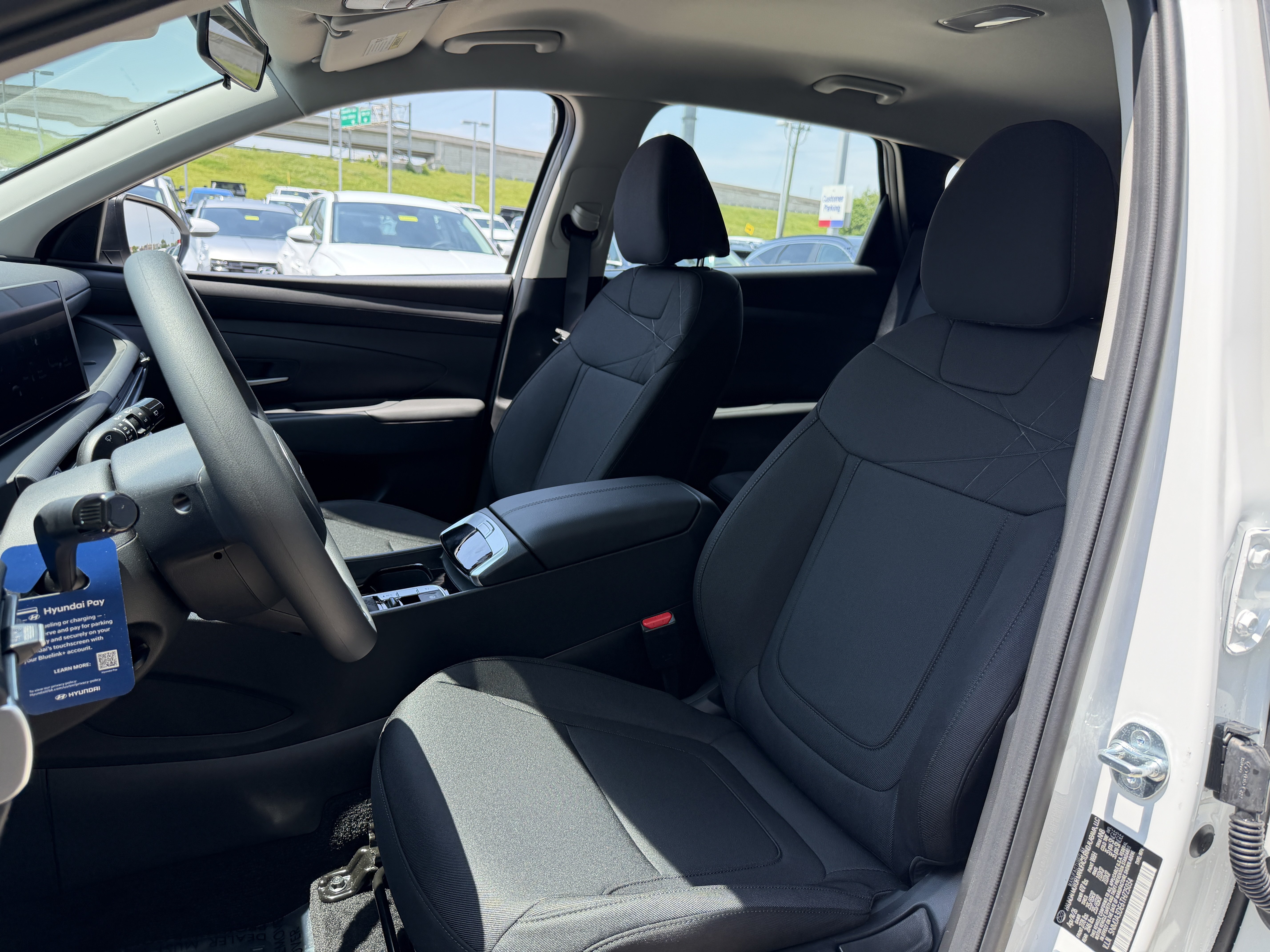 Used 2026 Hyundai Tucson SE FWD image 29