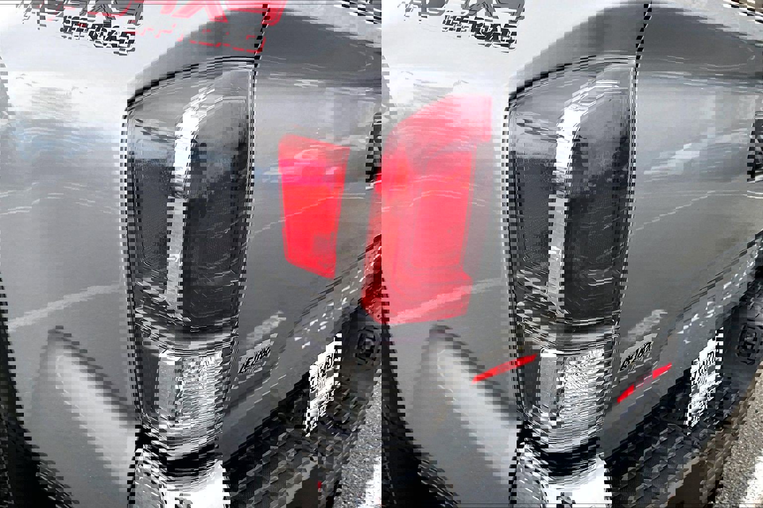 Used 2023 Toyota Tacoma TRD Off-Road image 26