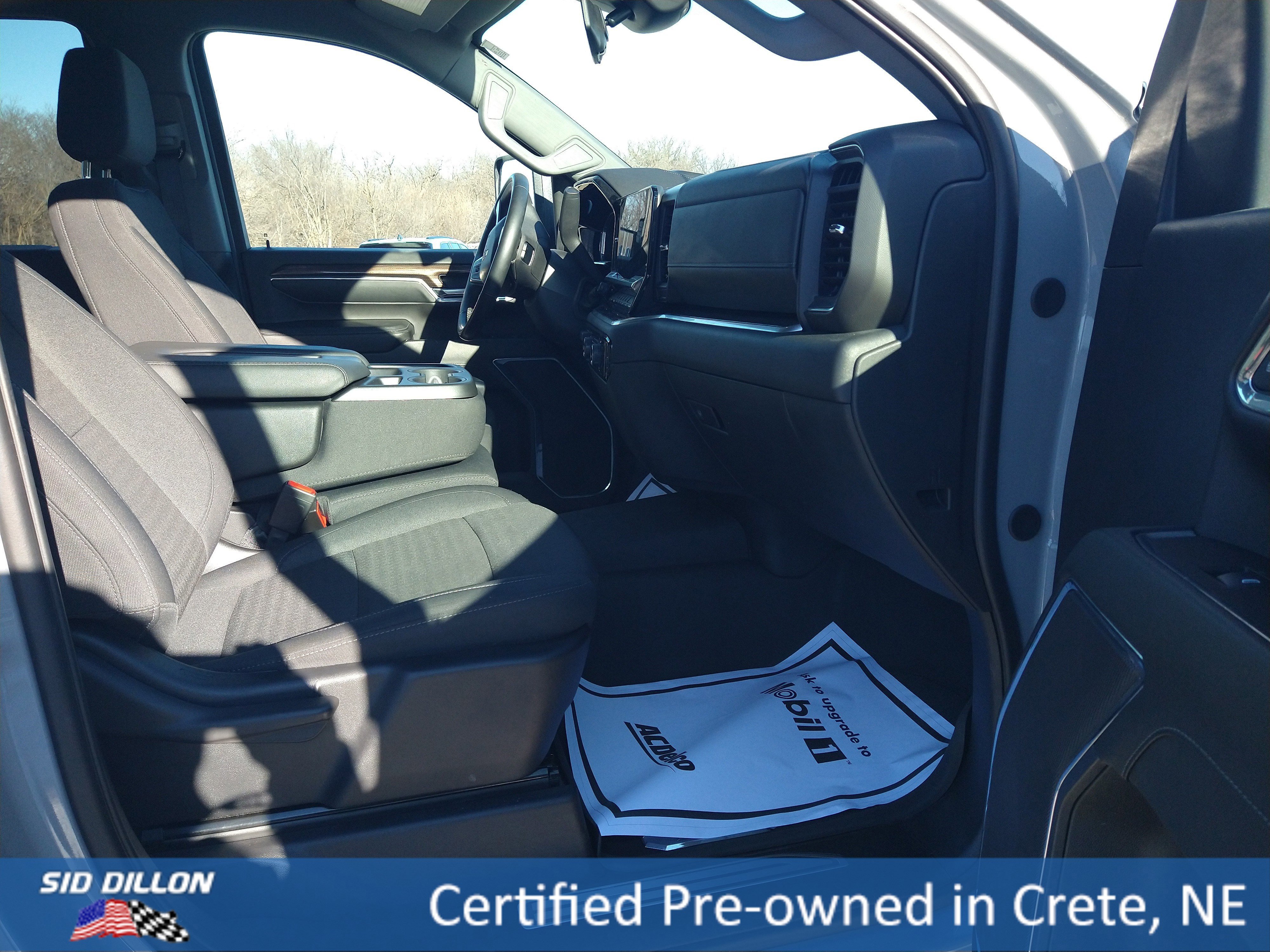 Used 2024 Chevrolet Silverado 2500 LT image 4