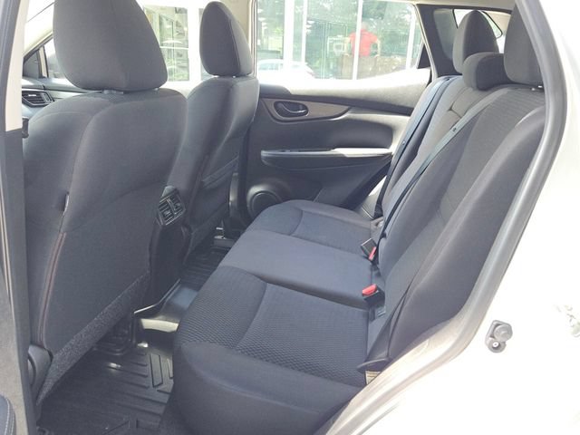 Used 2019 Nissan Rogue Sport S w/ Appearance Package AWD/4WD image 11
