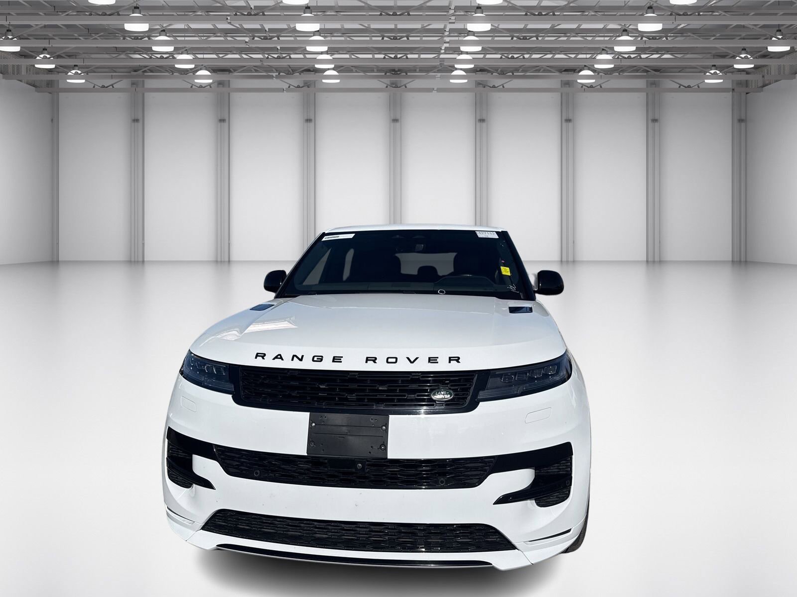 Used 2024 Land Rover Range Rover Sport Dynamic SE image 2