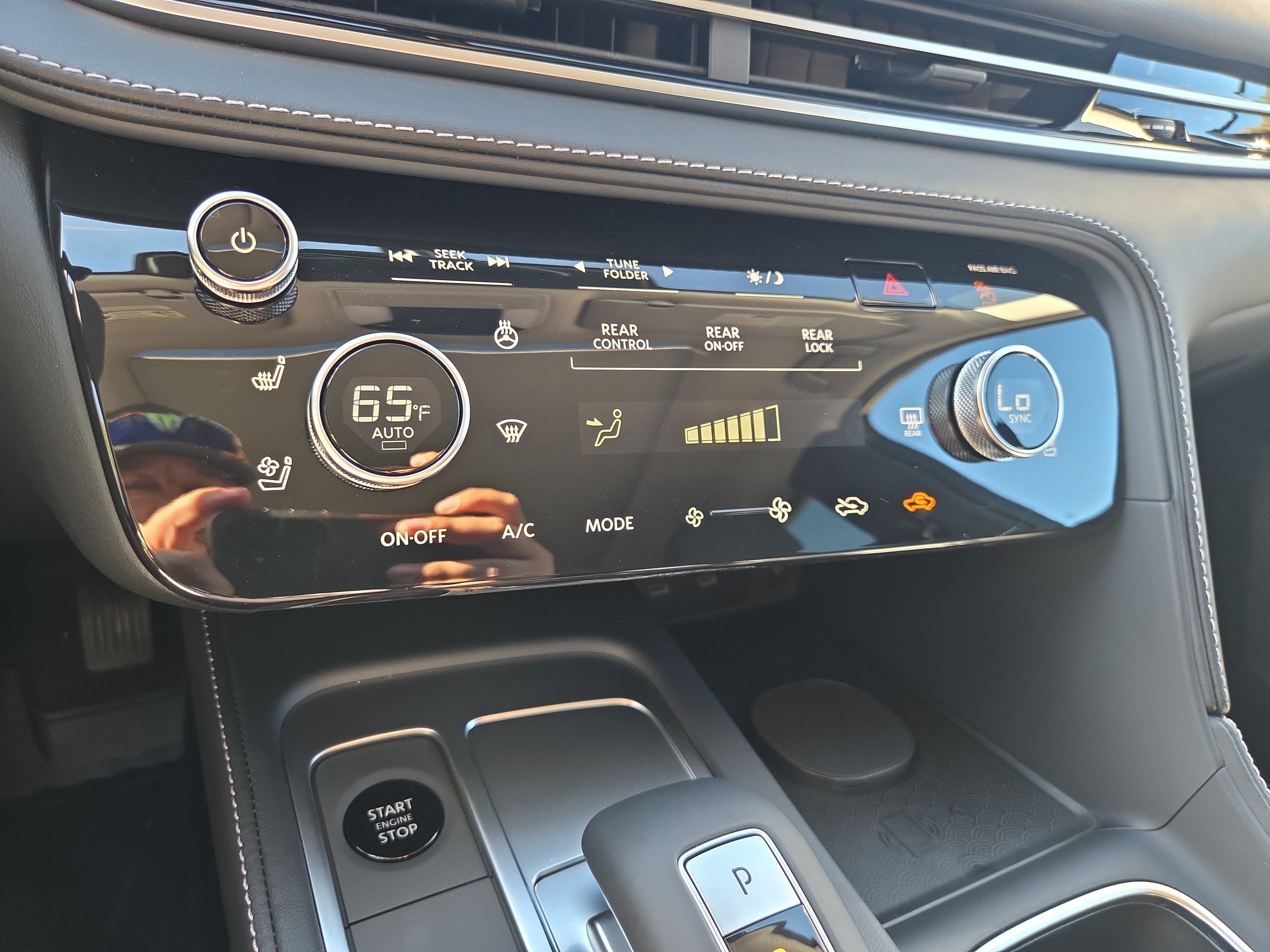 Used 2027 INFINITI QX60 Luxe w/ Cargo Package FWD image 14