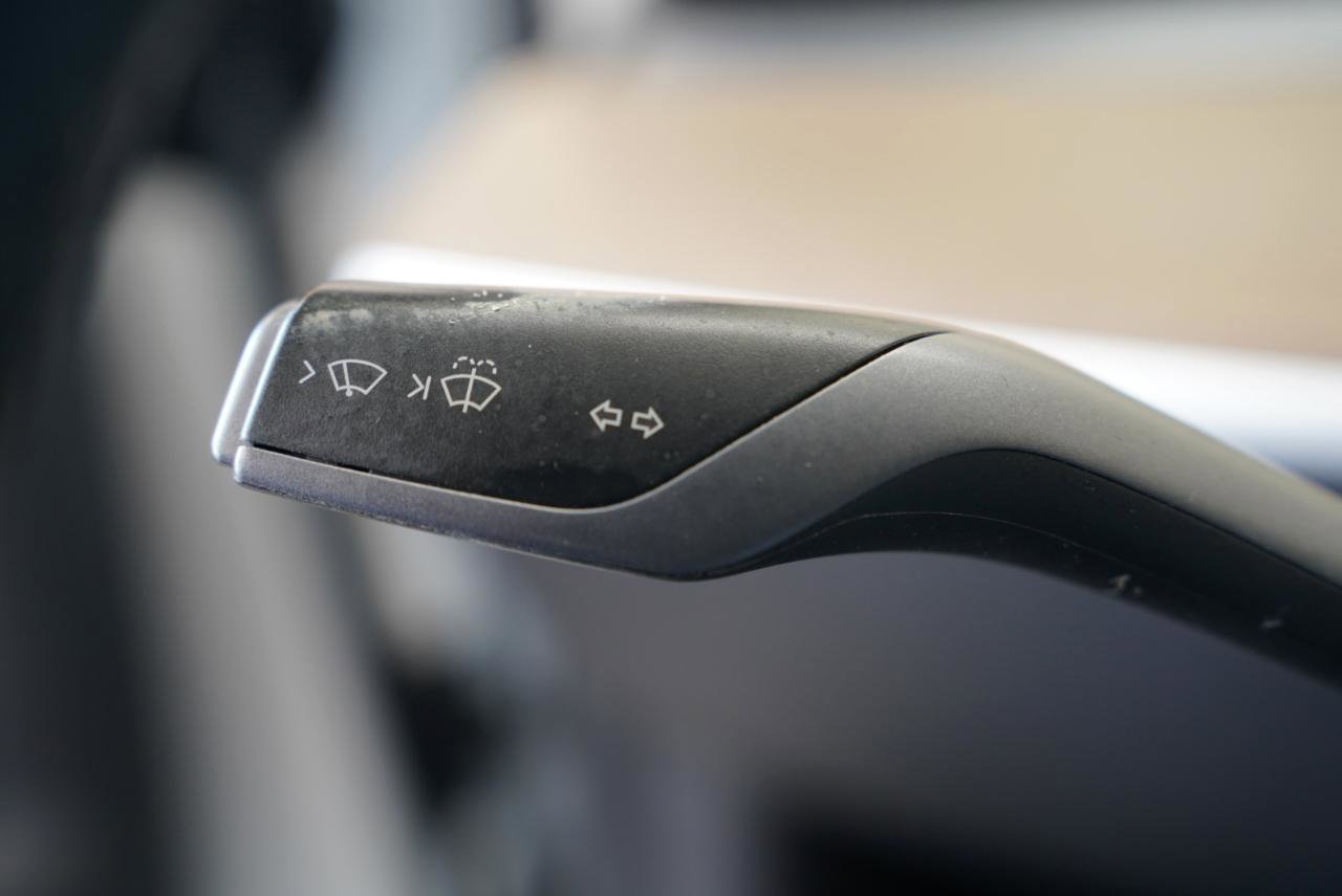 Used 2021 Tesla Model 3 Standard Range Plus RWD image 14