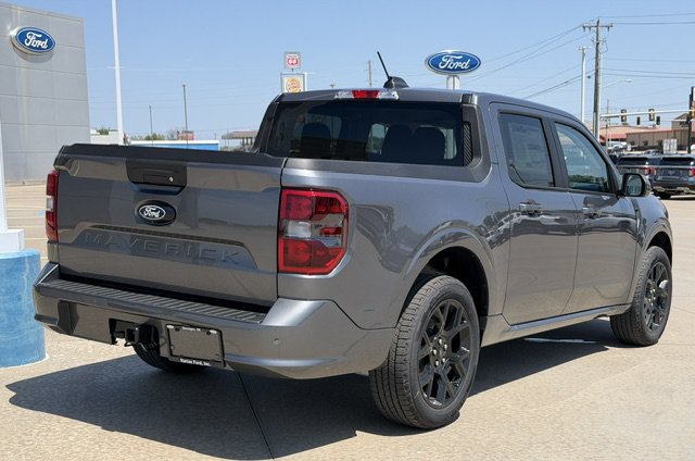 New 2026 Ford Maverick Lobo AWD/4WD image 4