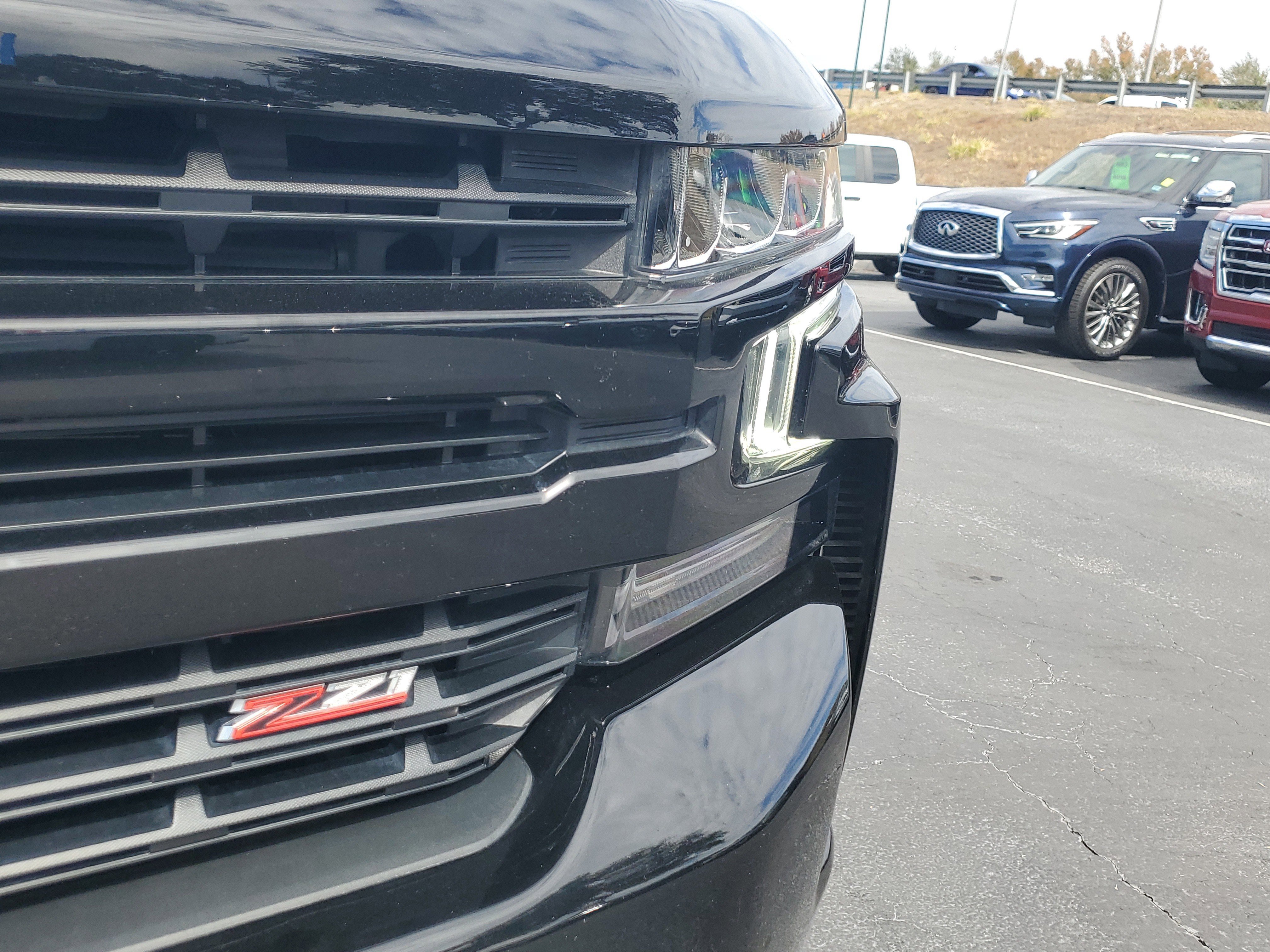 Used 2022 Chevrolet Silverado 1500 LT Trail Boss w/ LT Trail Boss Premium Package image 3