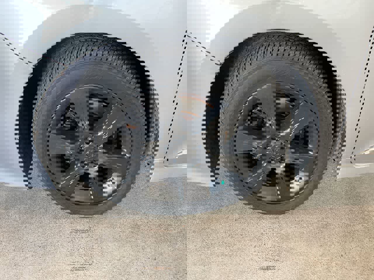 Used 2012 Toyota Sienna SE image 10