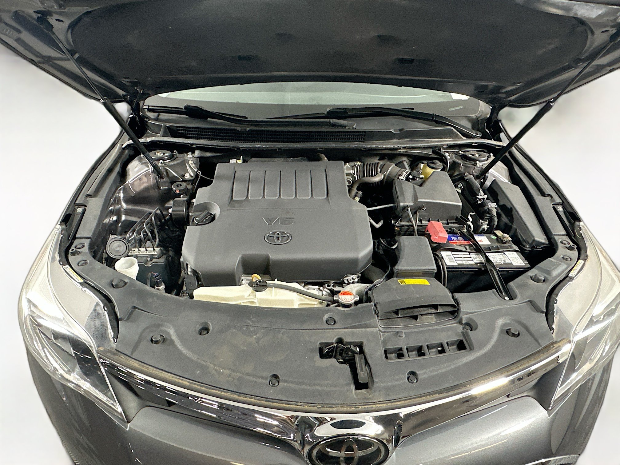 Used 2016 Toyota Avalon Limited w/ Toyota Safety Sense Package FWD image 33