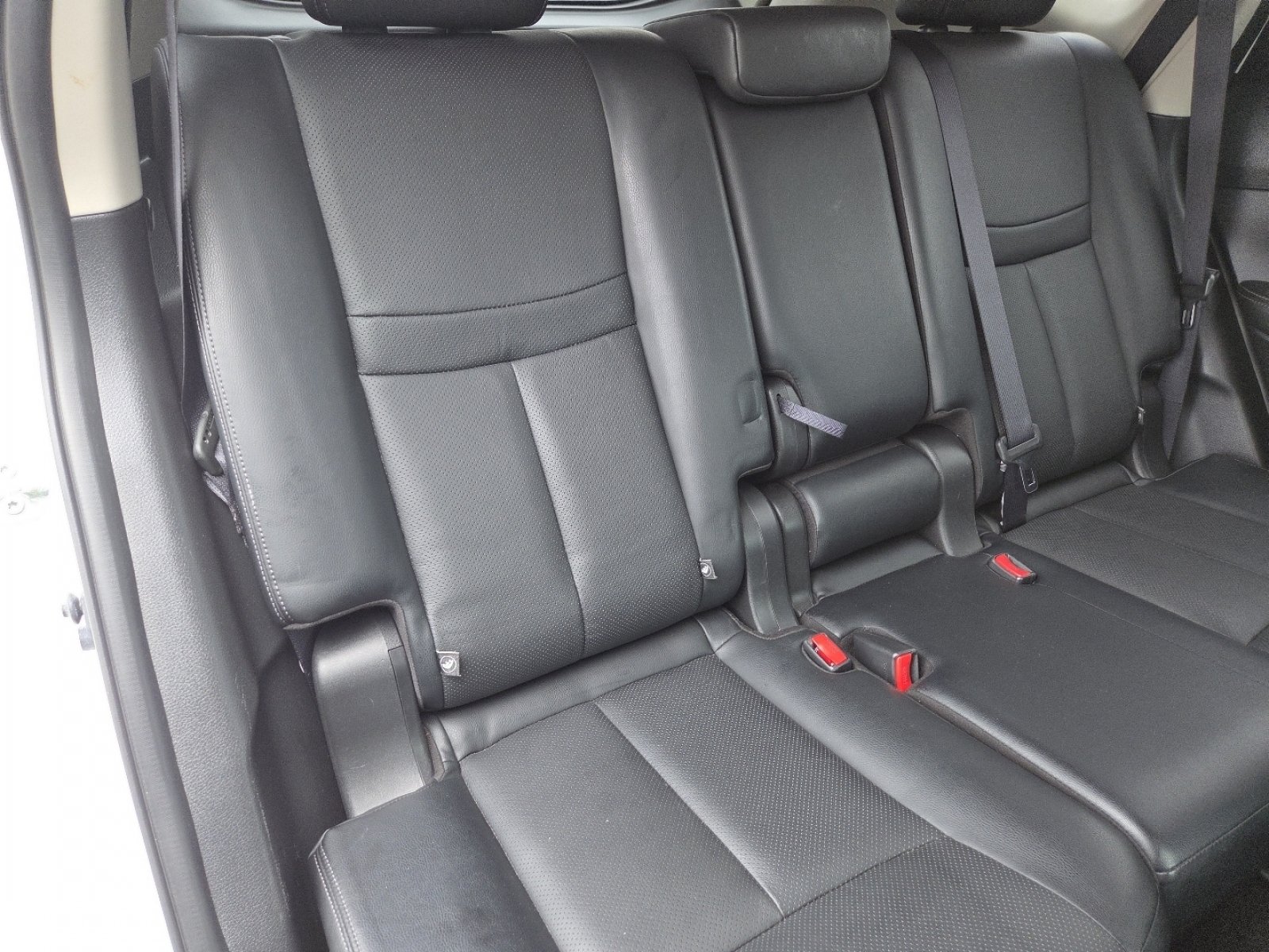 Used 2018 Nissan Rogue SL w/ Premium Package AWD/4WD image 23