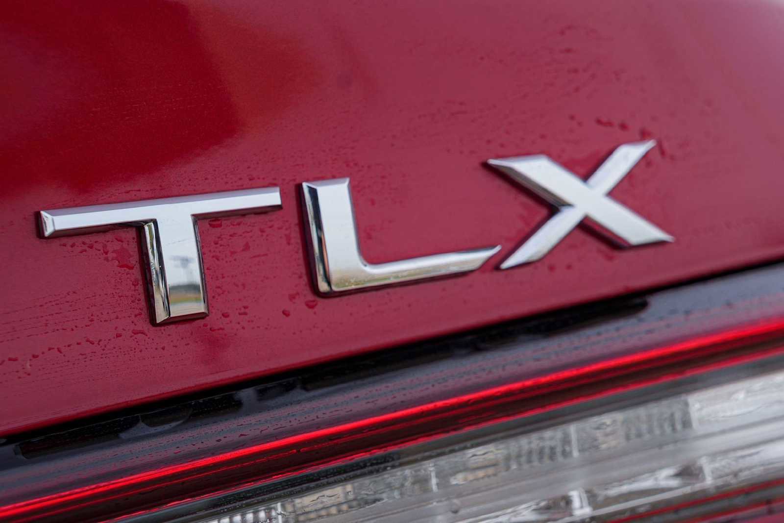 Used 2023 Acura TLX w/ Technology Package image 7