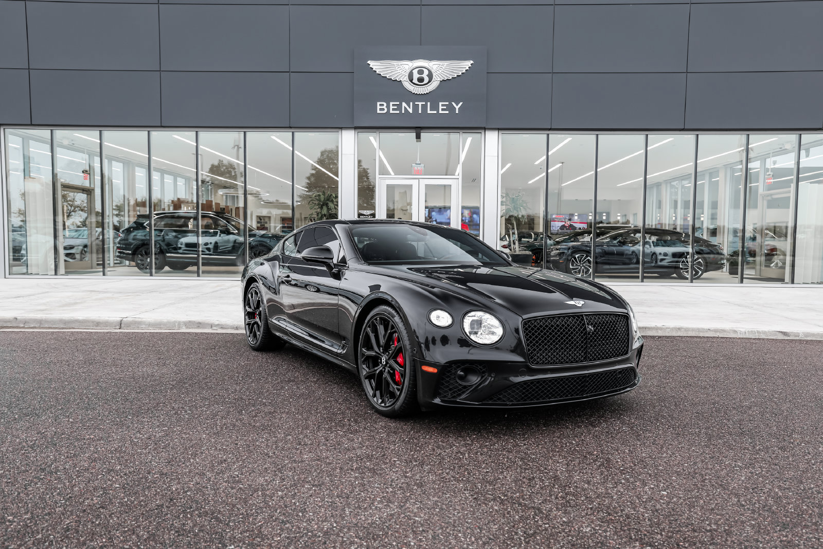 Certified 2023 Bentley Continental GT V8 AWD/4WD image 17