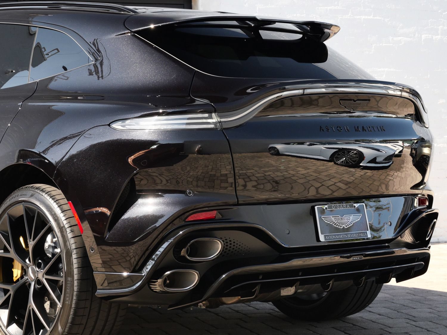 New 2026 Aston Martin DBX S AWD/4WD image 8